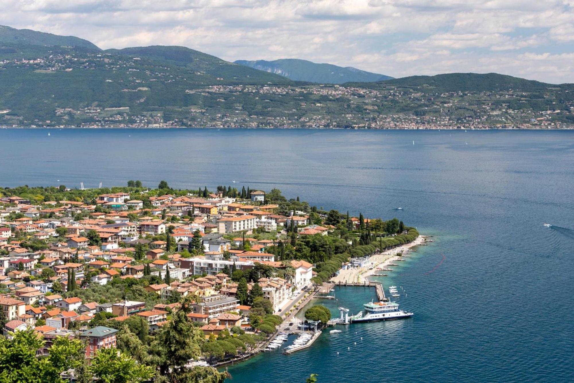 Angela -Terrace & Beautiful View Lake - Happy Rentals Toscolano Maderno Exteriör bild